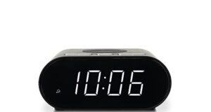 Roberts OrtusCharge Review – Versatile Bedside Companion